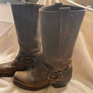 Frye Harness Womens Boots size 6.5